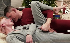 Twink Richie Gets His Perfect Present For His Big Stepdad