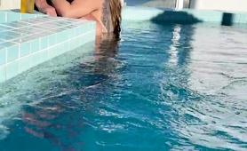 horny-amateur-brunette-sucks-off-her-boyfriend-in-the-pool