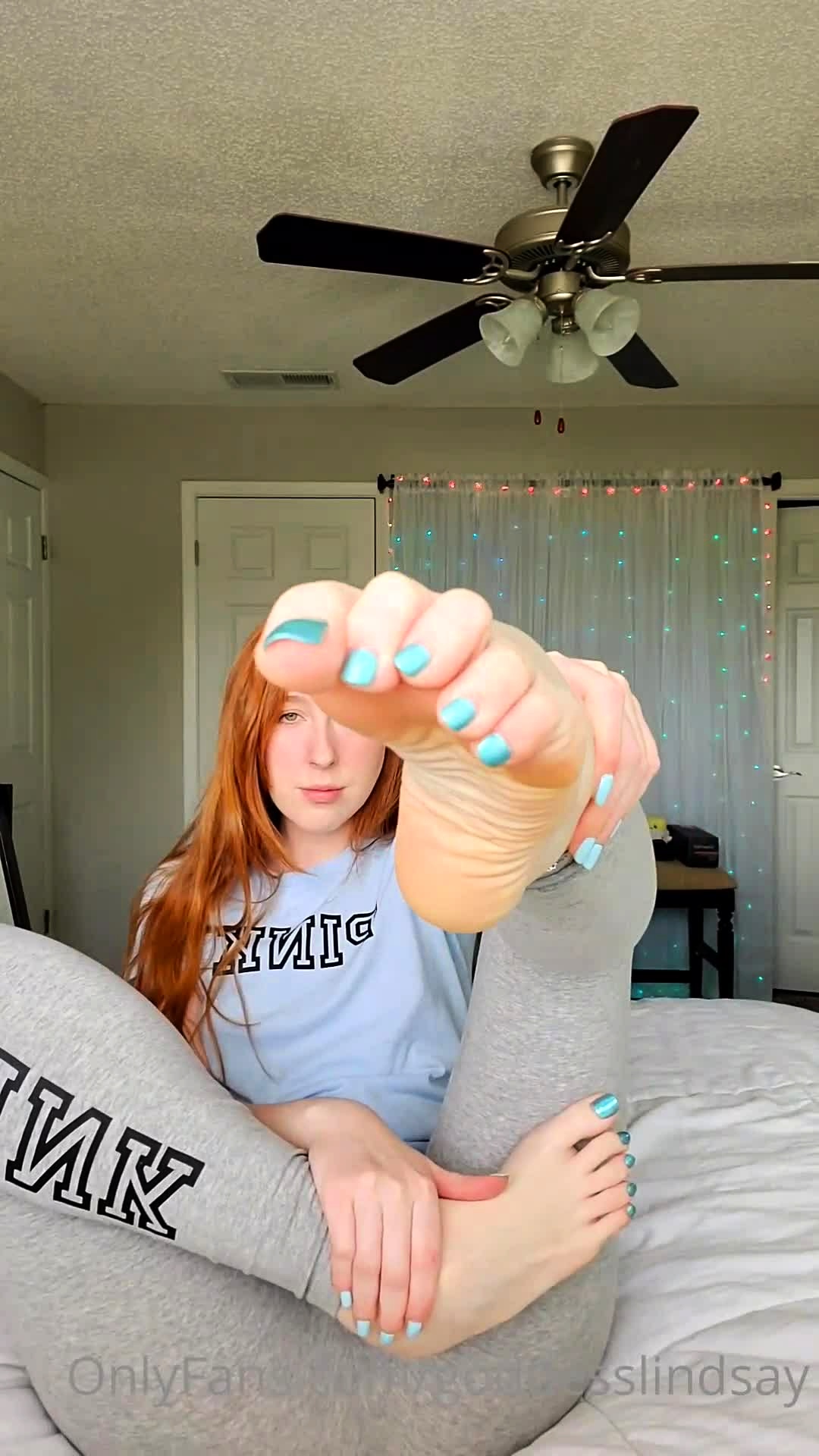 Foot Fetish Redhead Teen Licking Her Lovely Toes On Webcam Video at Porn Lib