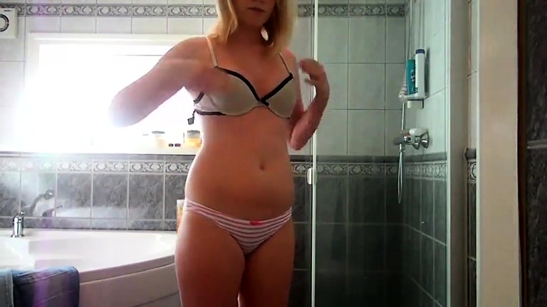 Perky Breasted Young Blonde Taking A Shower On Hidden Cam Video at Porn Lib